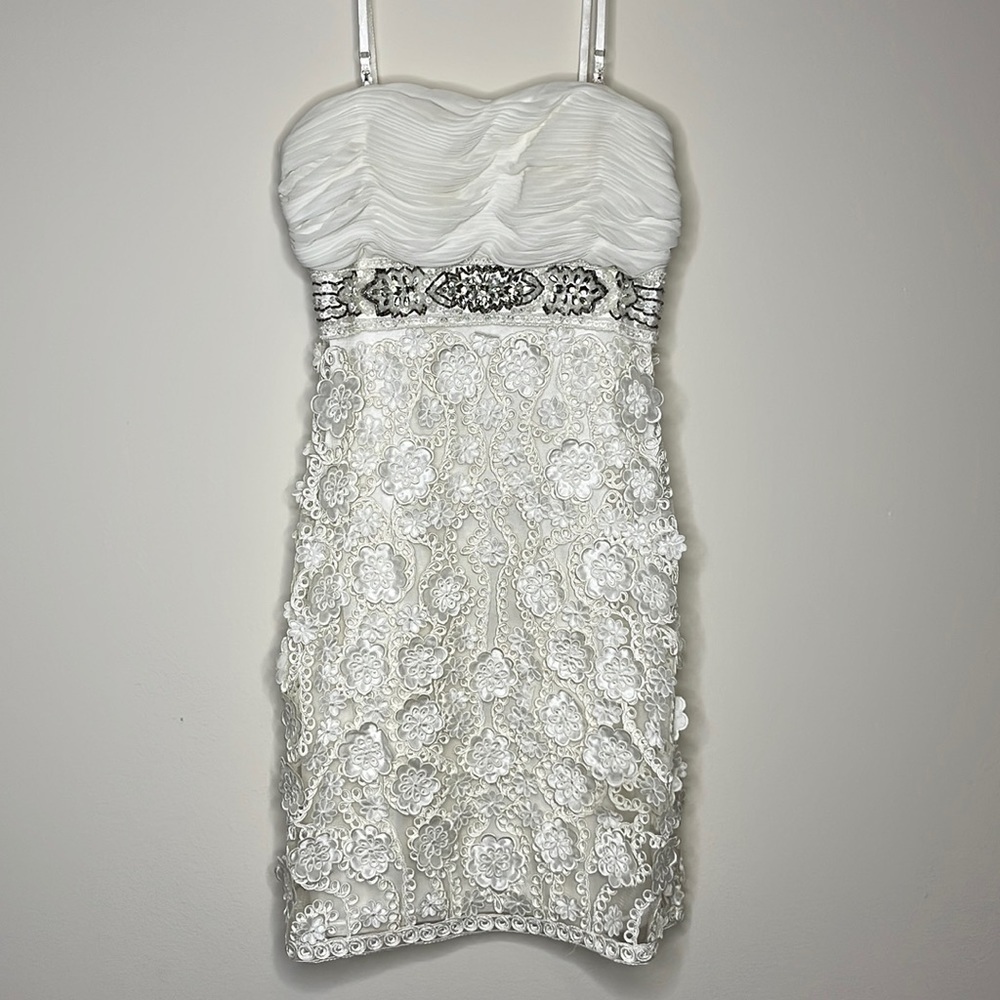 Sue Wong 💎Beaded💎 Ivory Strapless Dress. Size 0